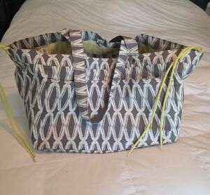 Thirty-one Gray and White Patterned Tote Bag with Yellow Accents